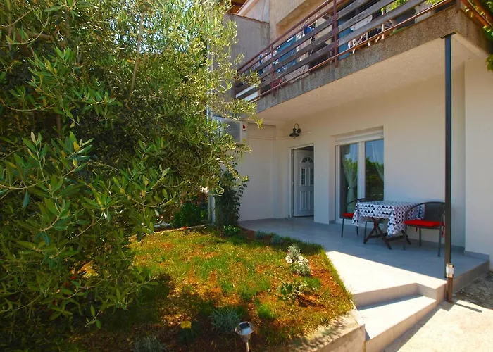 Florinda 2091 プーラ