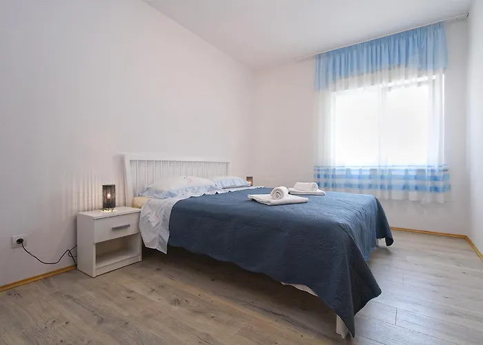 Florinda 2091 Apartment
